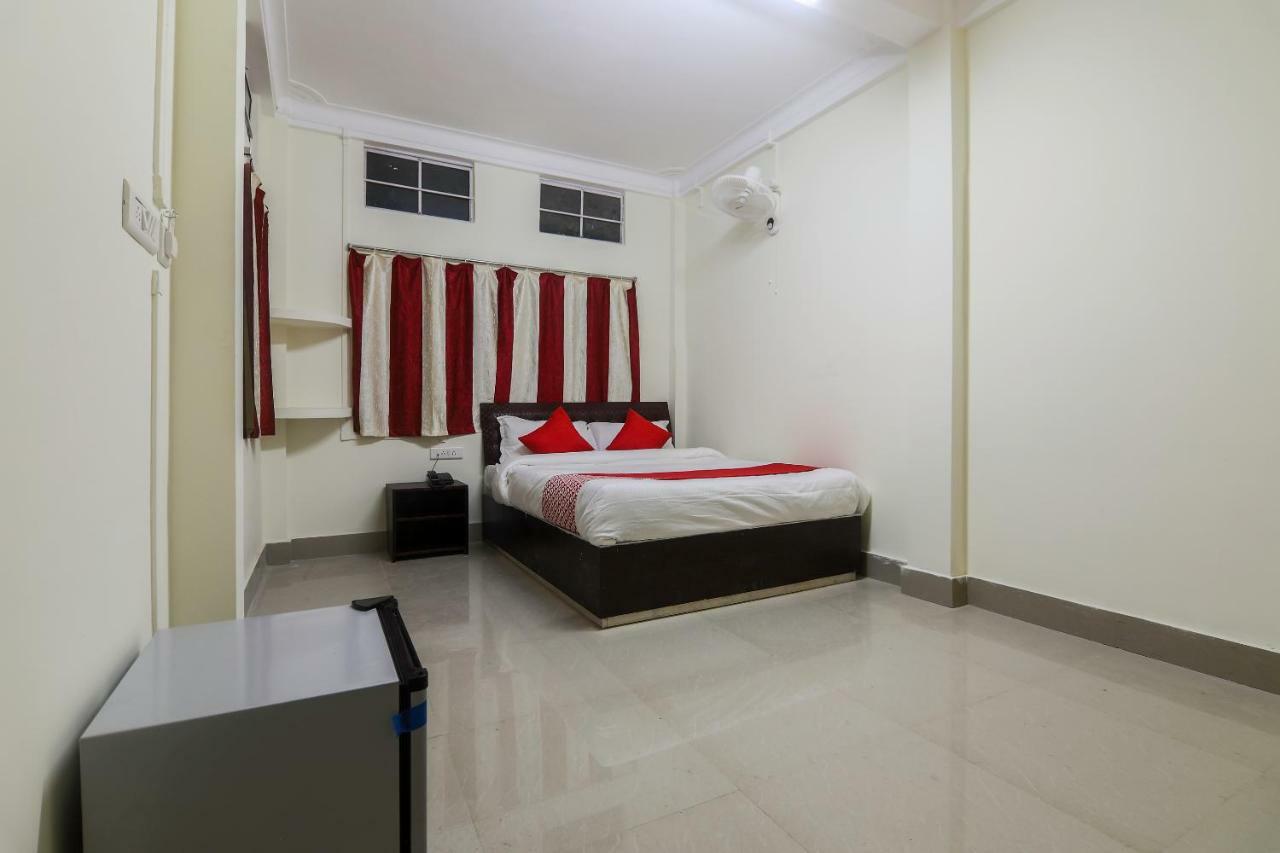 Nirvana Guest House 실롱 외부 사진