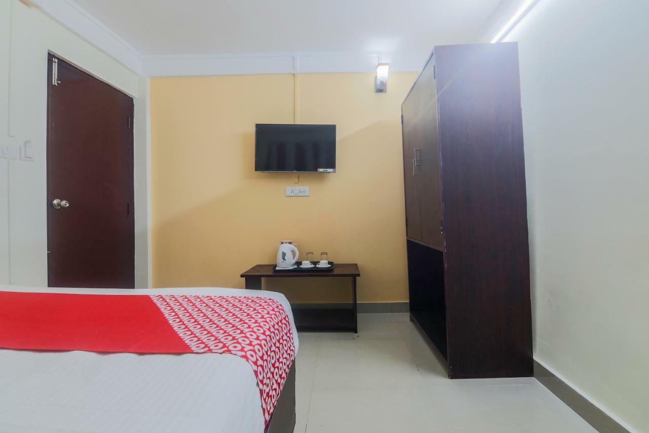 Nirvana Guest House 실롱 외부 사진